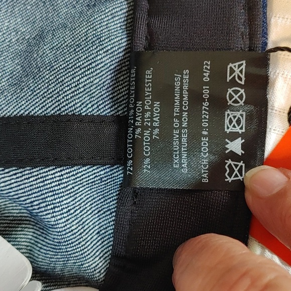 NWT Embroidered Denim Baseball Cap - Picture 11 of 13